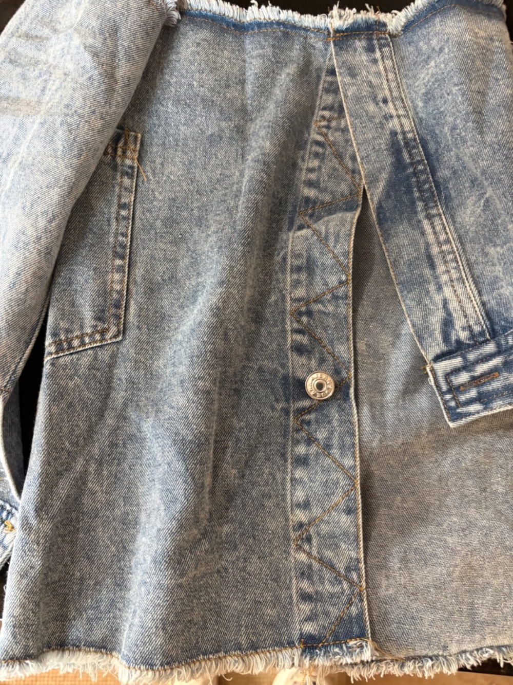 NWOT - Edgy Reworked Style Asymmetric Denim Patchwork Pullover - Fits XL - Picture 5 of 13